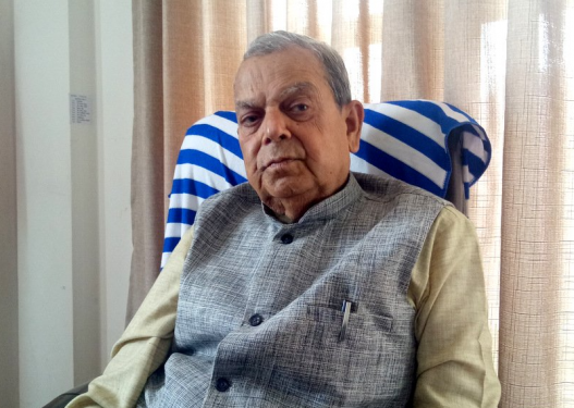 ठाकुर समूहका सांसदको बैठक सिंहदरबारमा सुरु